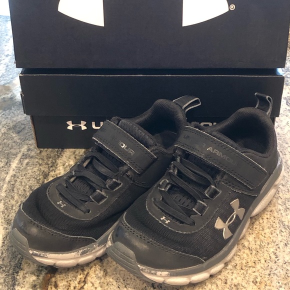 Under Armour Kids PS Assert 8 AC size 12K - Picture 1 of 9